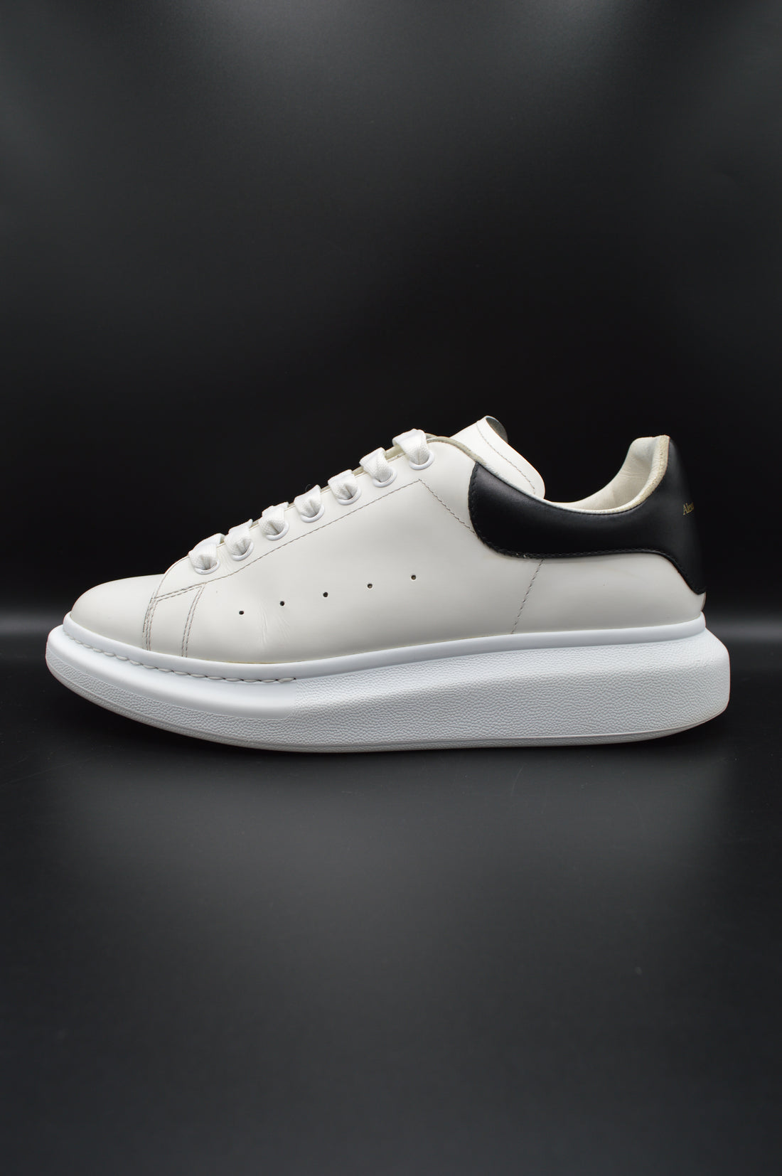 Alexander Mcqueen oversize blanc / noir - T44,5