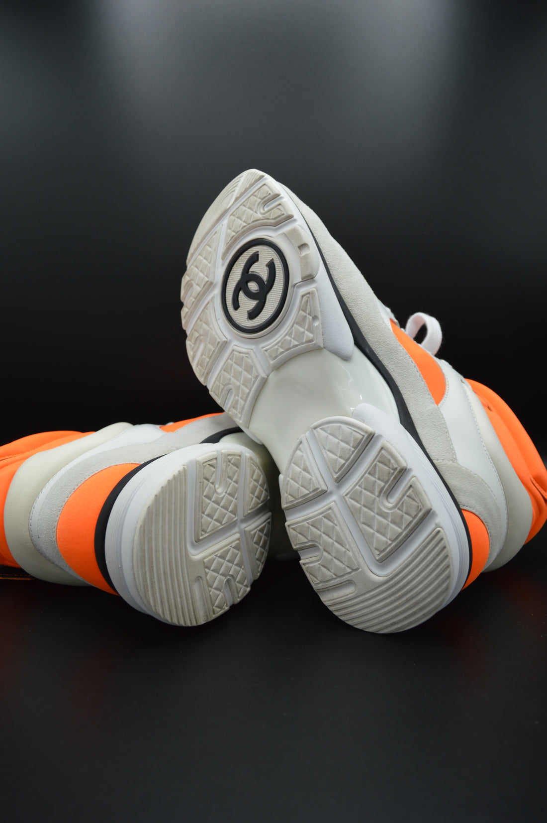 Chanel sneakers montantes blanc/orange/noir - T37