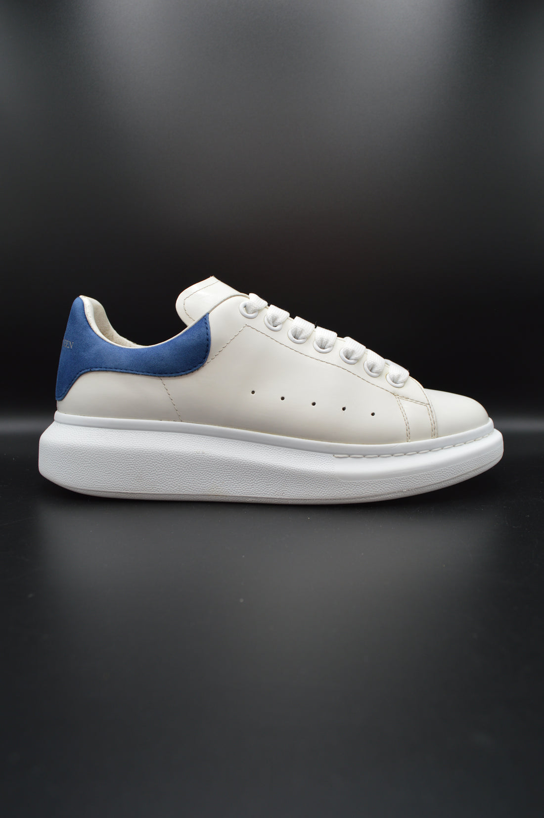 Alexander Mcqueen oversize blanc/bleu marine - T40