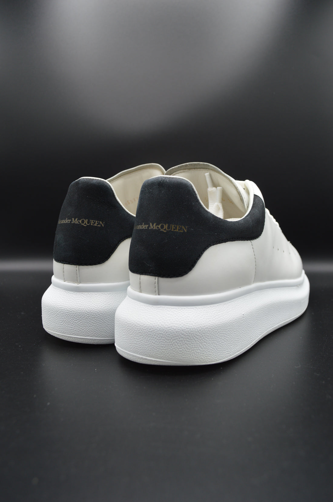 Alexander Mcqueen oversize blanc/noir - T39