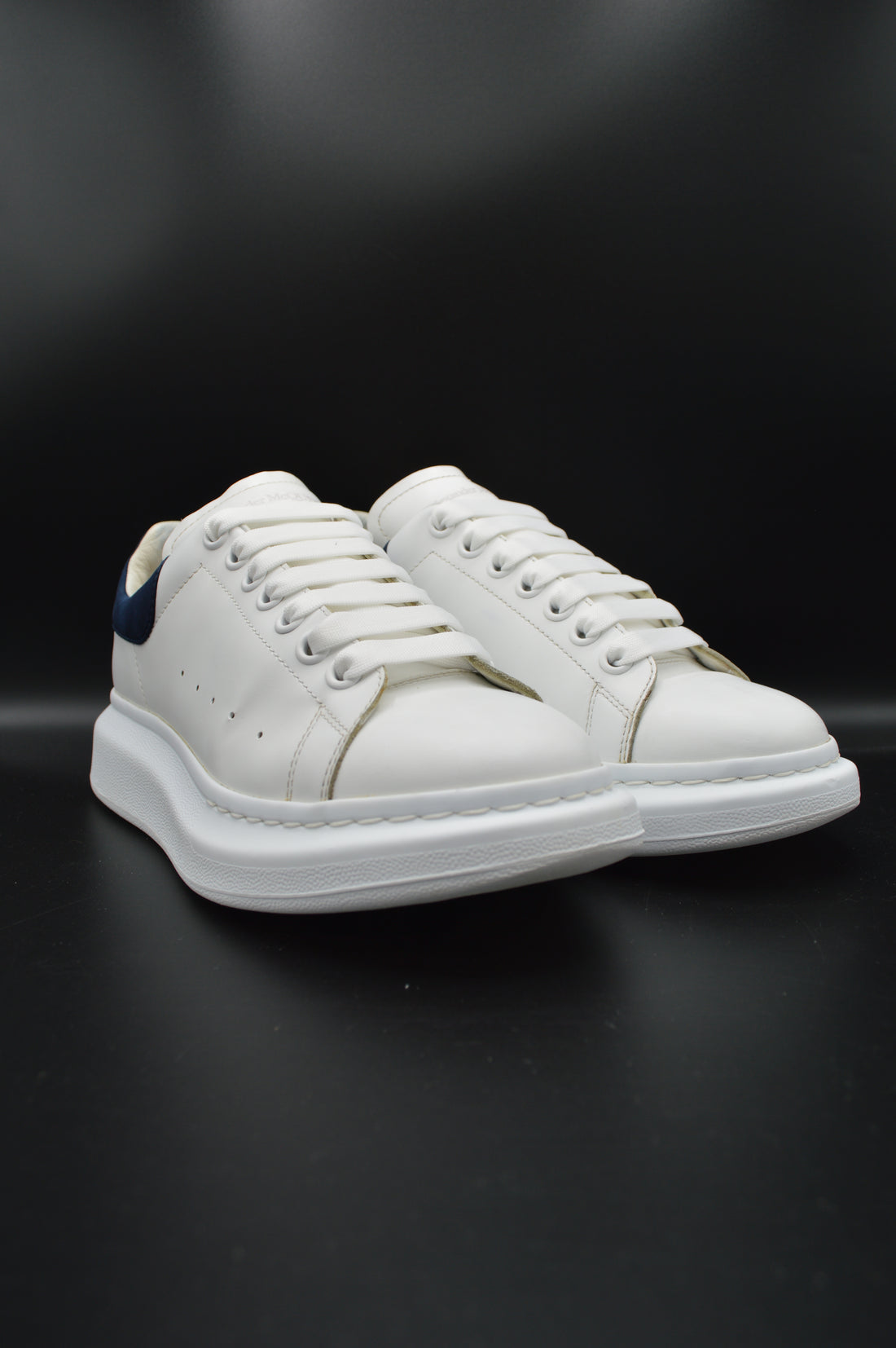 Alexander Mcqueen blanc/bleu marine - T40,5