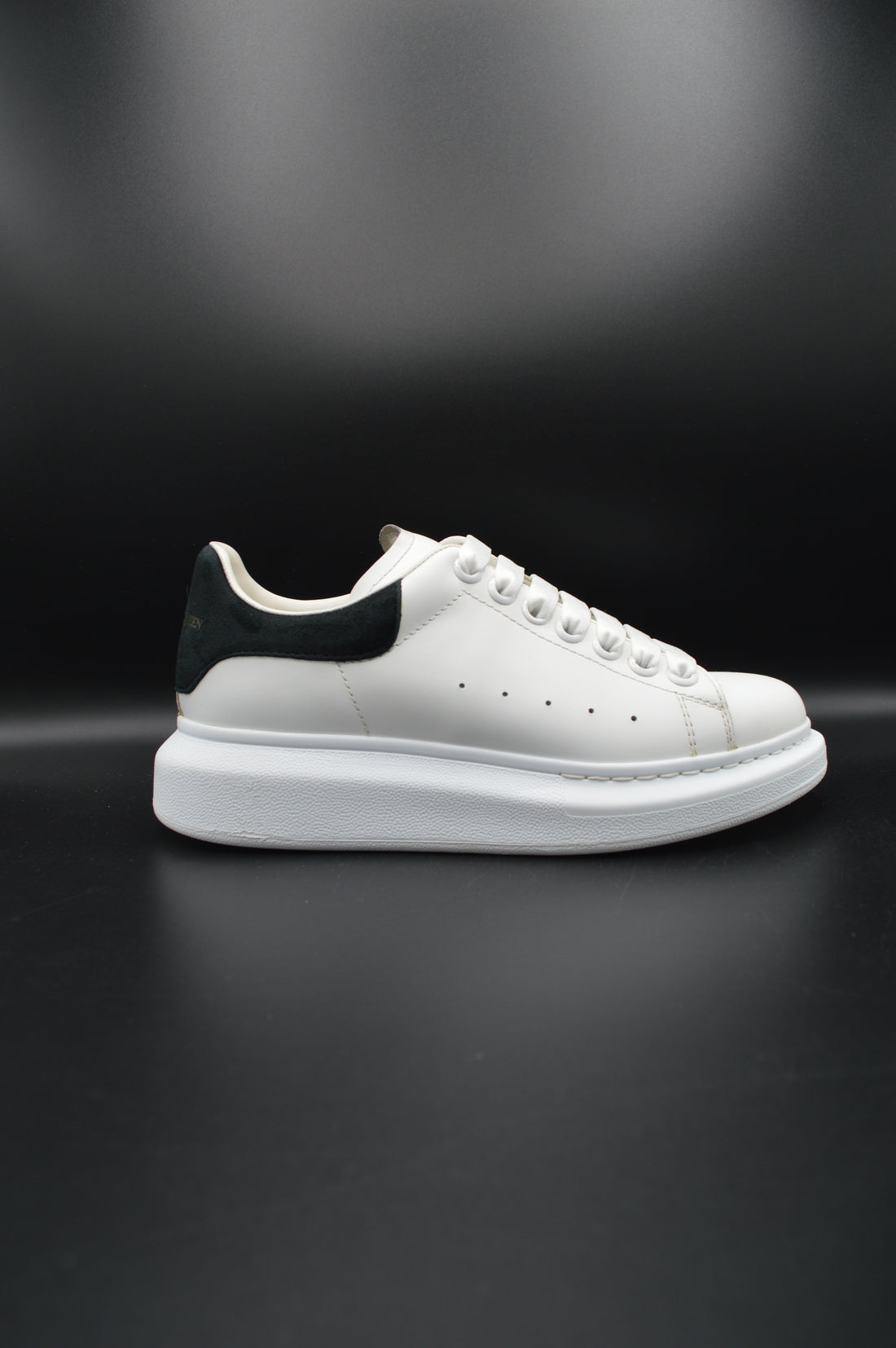 Alexander Mcqueen Oversize blanc/noir - T36