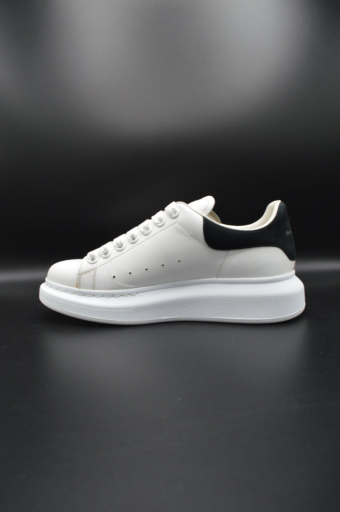 Alexander Mcqueen Oversize blanc/noir - T36