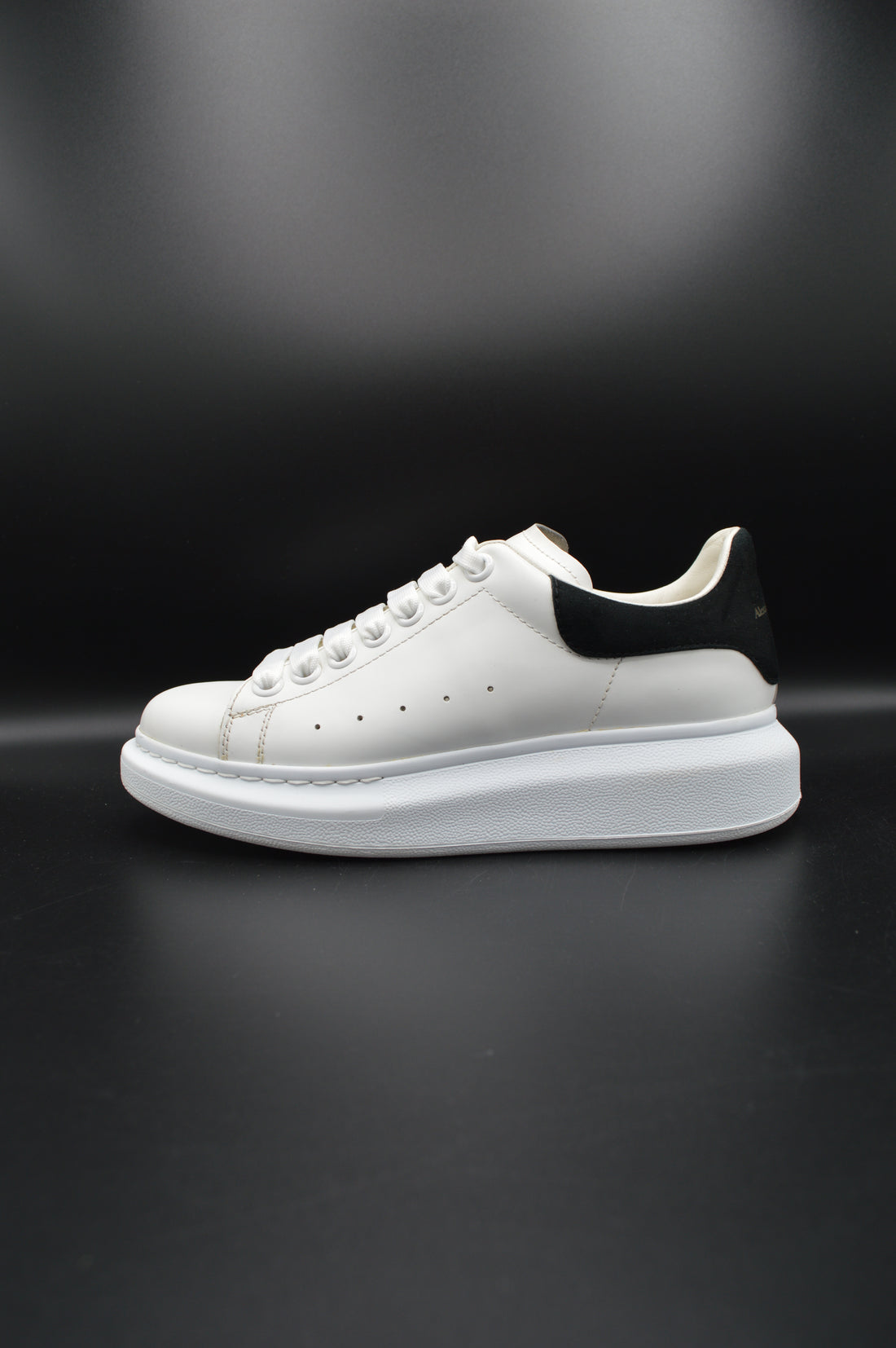Alexander Mcqueen Oversize blanc/noir - T36