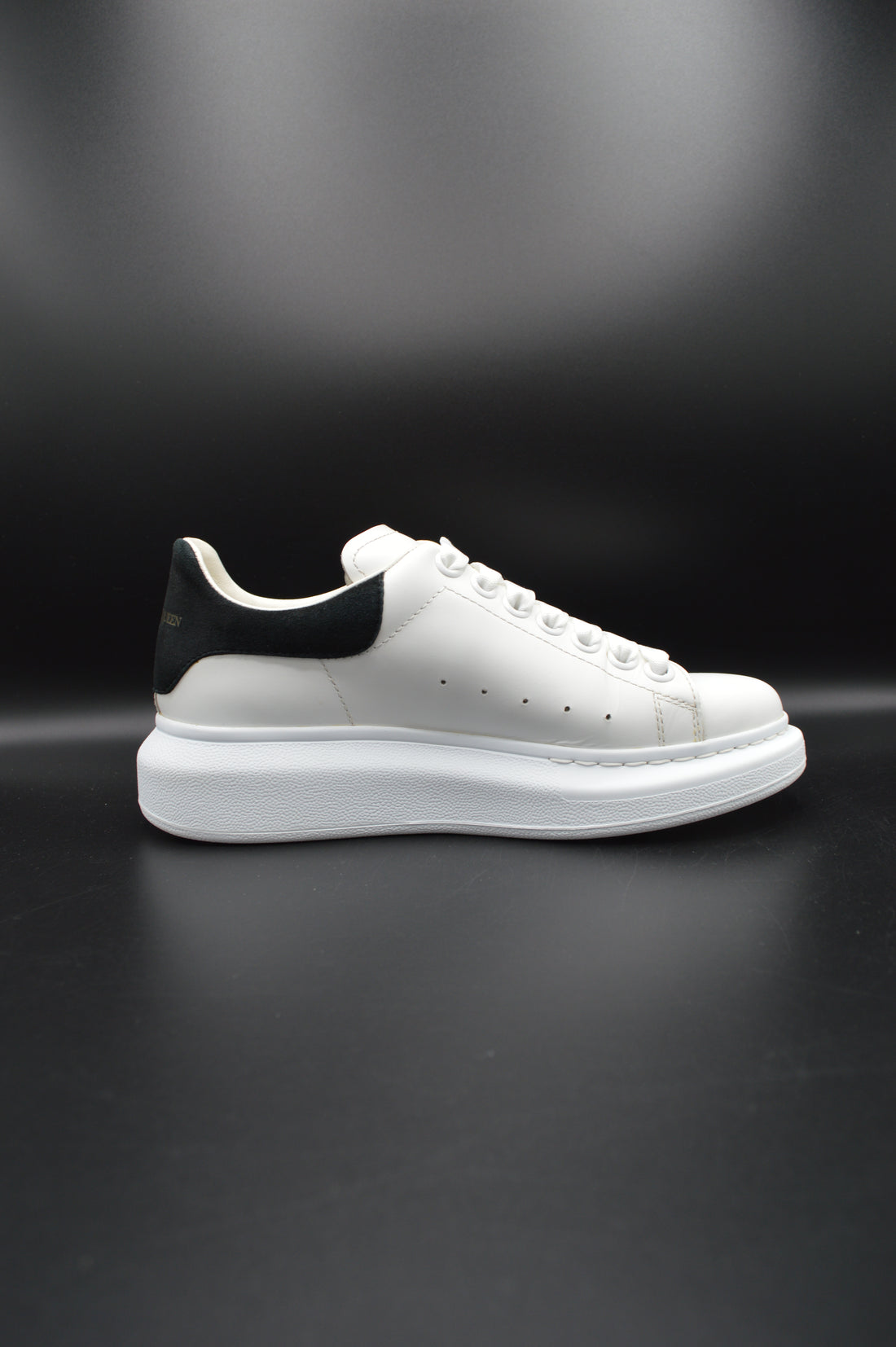 Alexander Mcqueen Oversize blanc/noir - T36