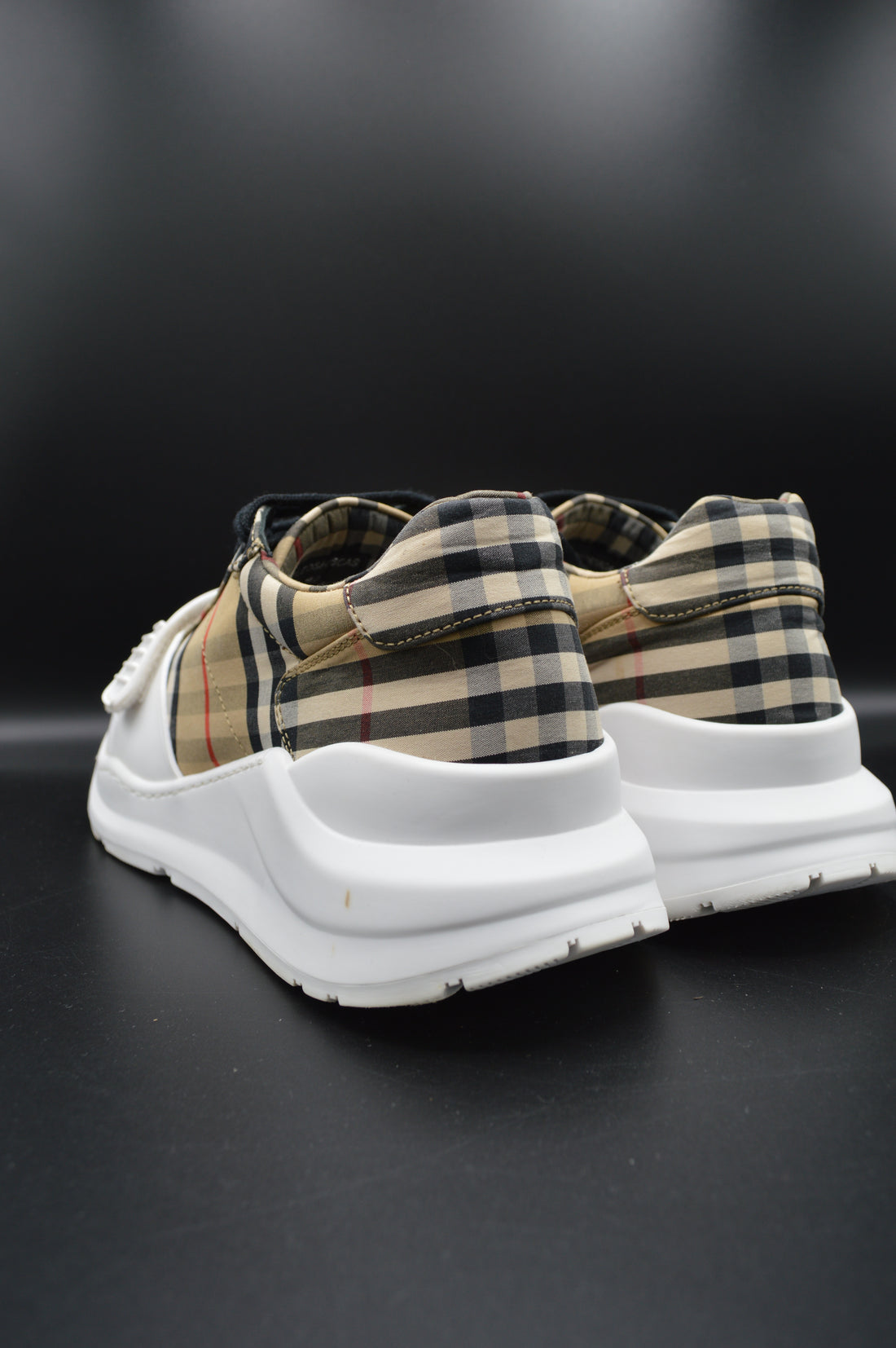 Burberry sneakers check beige/noir - T42