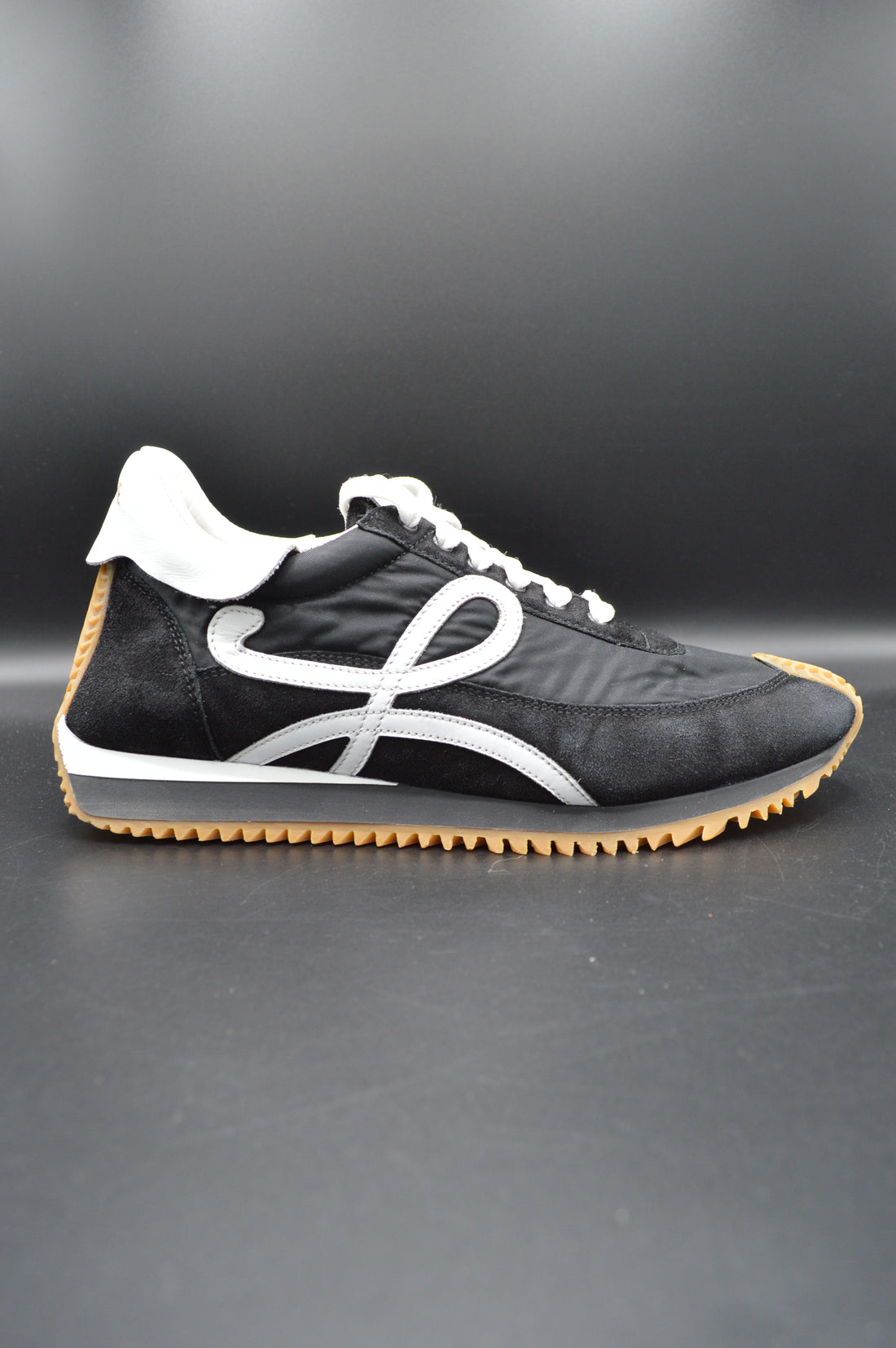 Loewe Flow Runner blanc/noir - T39