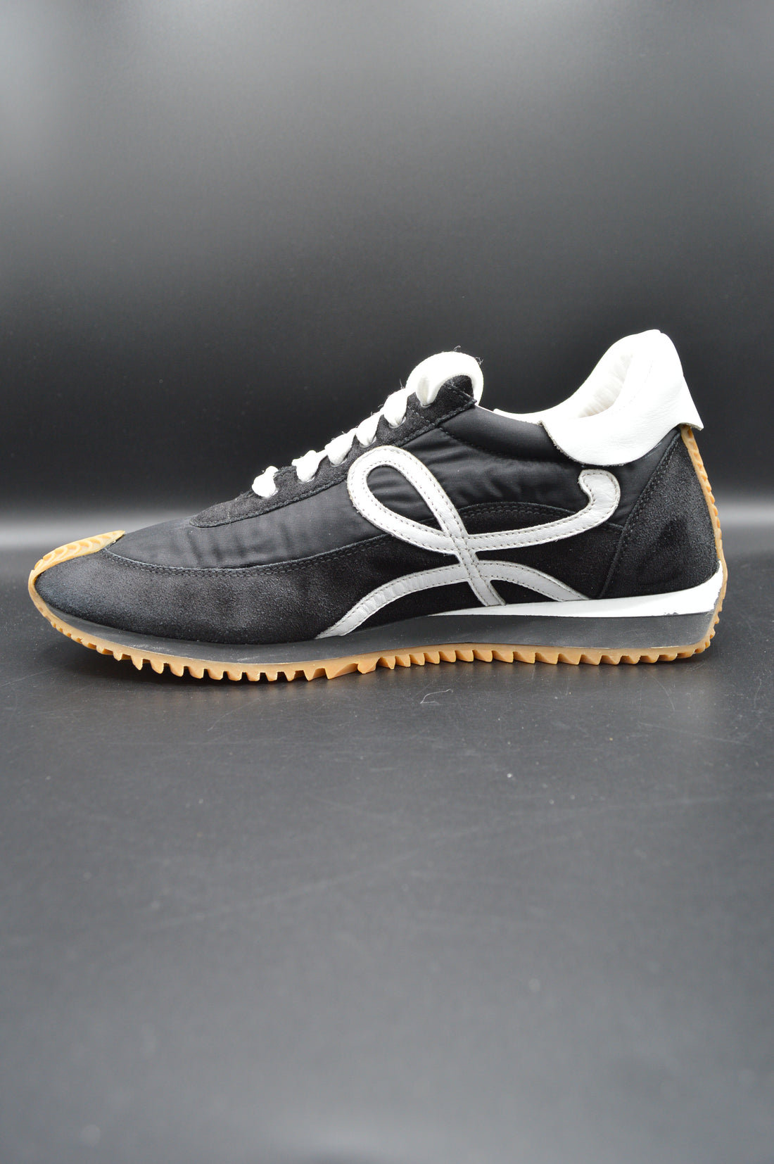 Loewe Flow Runner blanc/noir - T39