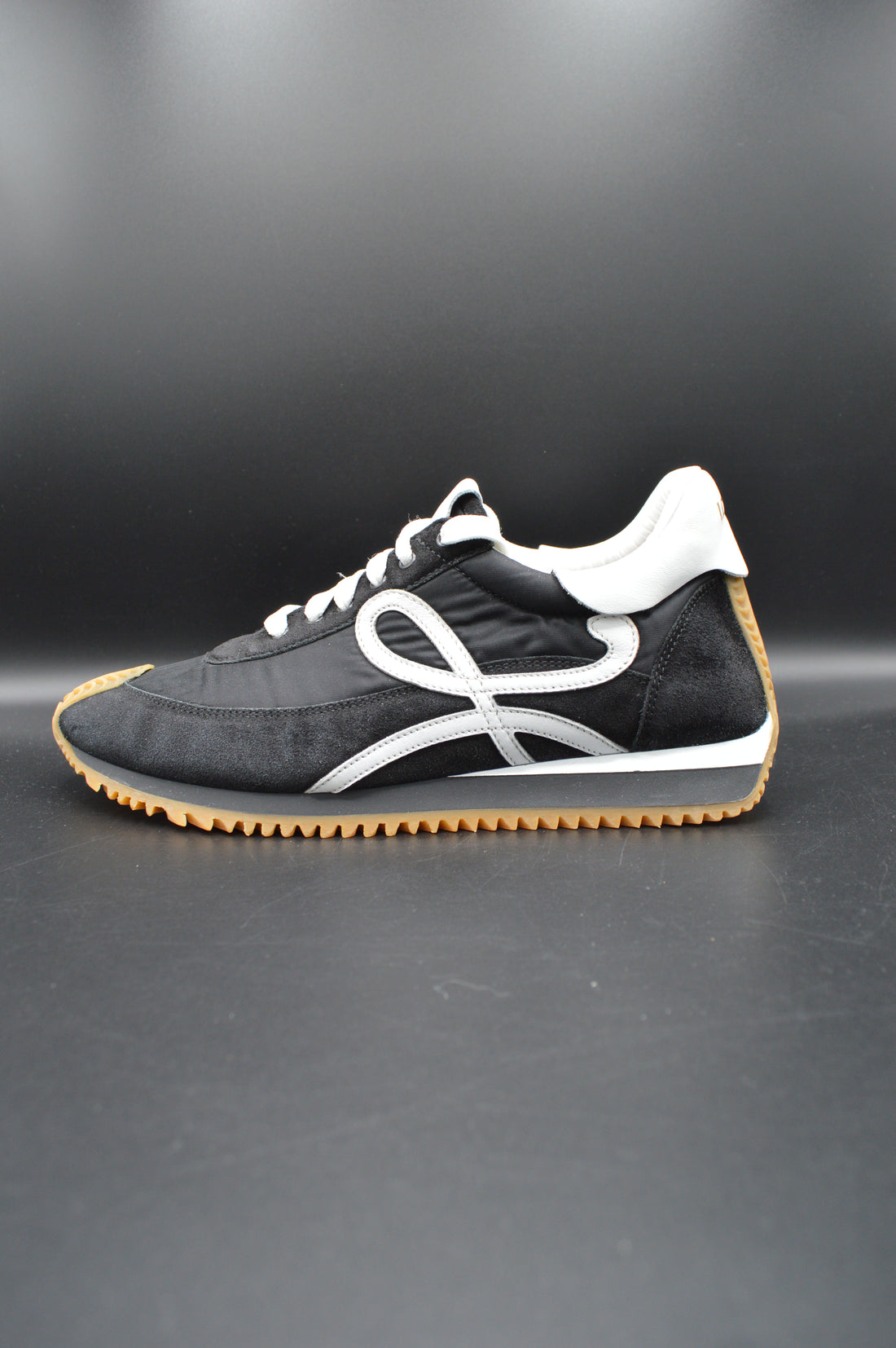 Loewe Flow Runner blanc/noir - T39