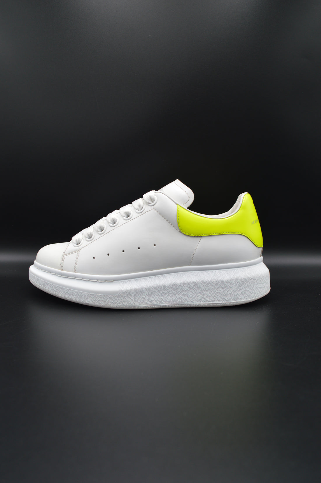Alexander Mcqueen oversize blanc / jaune fluo  - T36