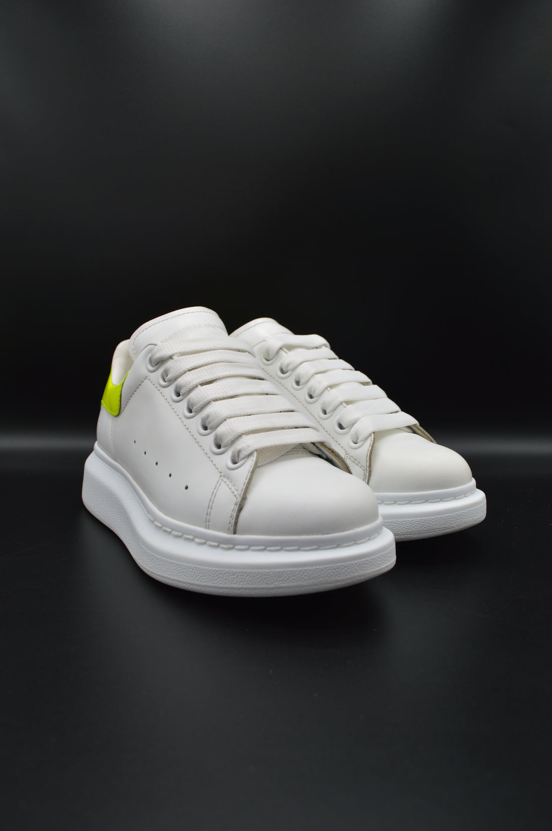 Alexander Mcqueen oversize blanc / jaune fluo  - T36