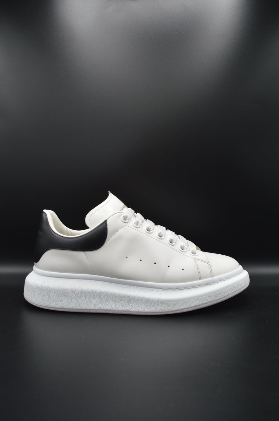 Alexander mcqueen oversize blanc/noir - T40,5