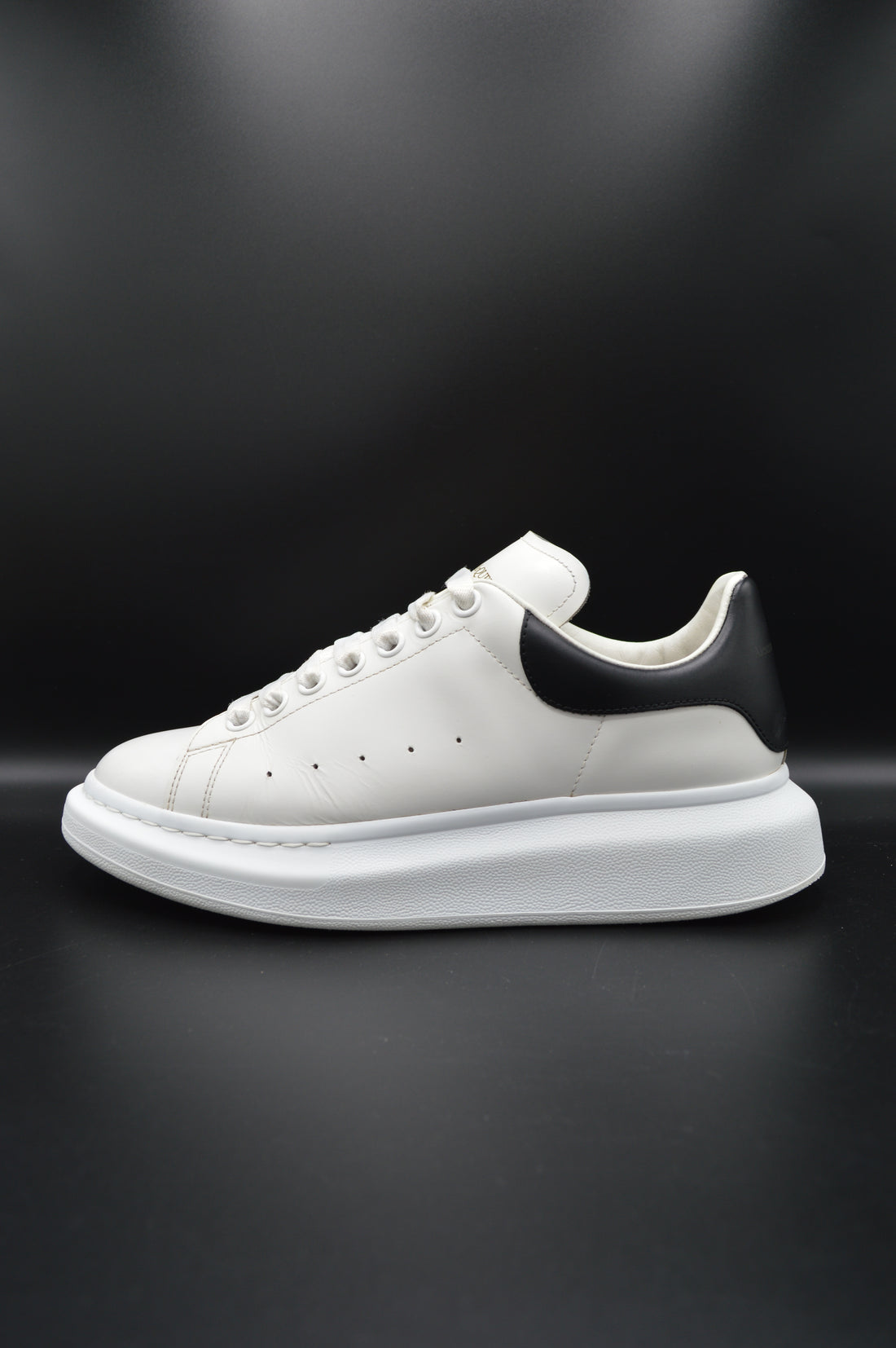Alexander mcqueen oversize blanc/noir - T40,5