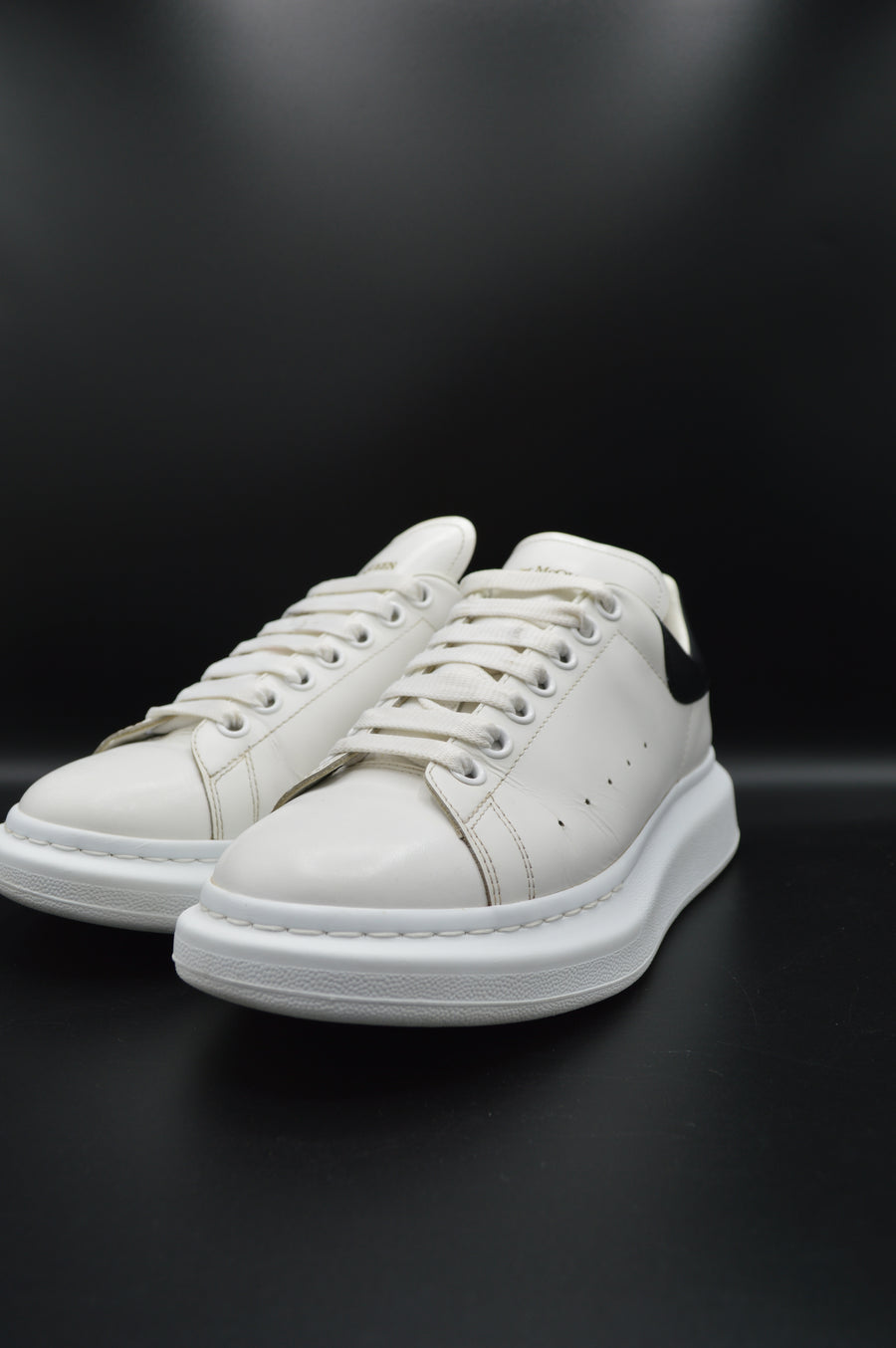 Alexander mcqueen oversize blanc/noir - T40,5