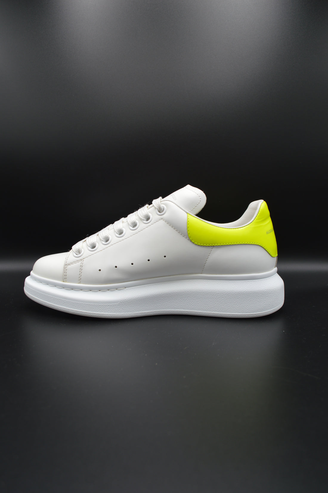 Alexander Mcqueen oversize blanc/jaune fluo - T38,5