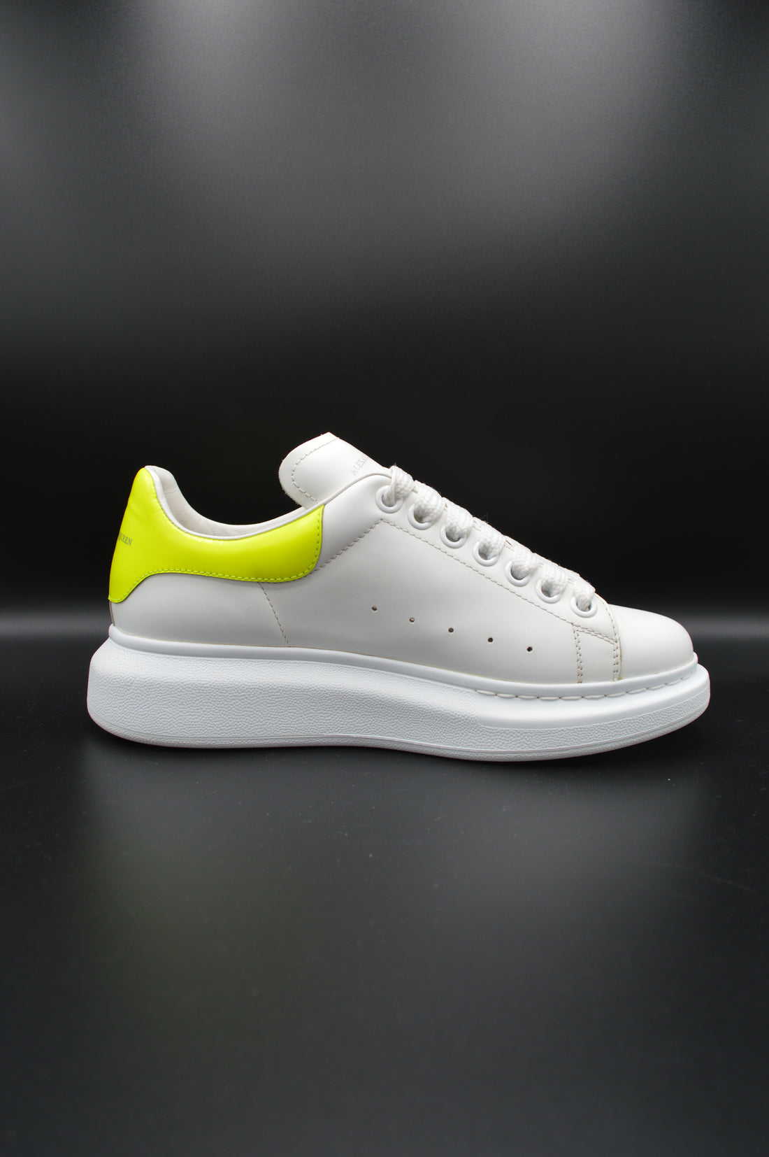 Alexander Mcqueen oversize blanc/jaune fluo - T38,5