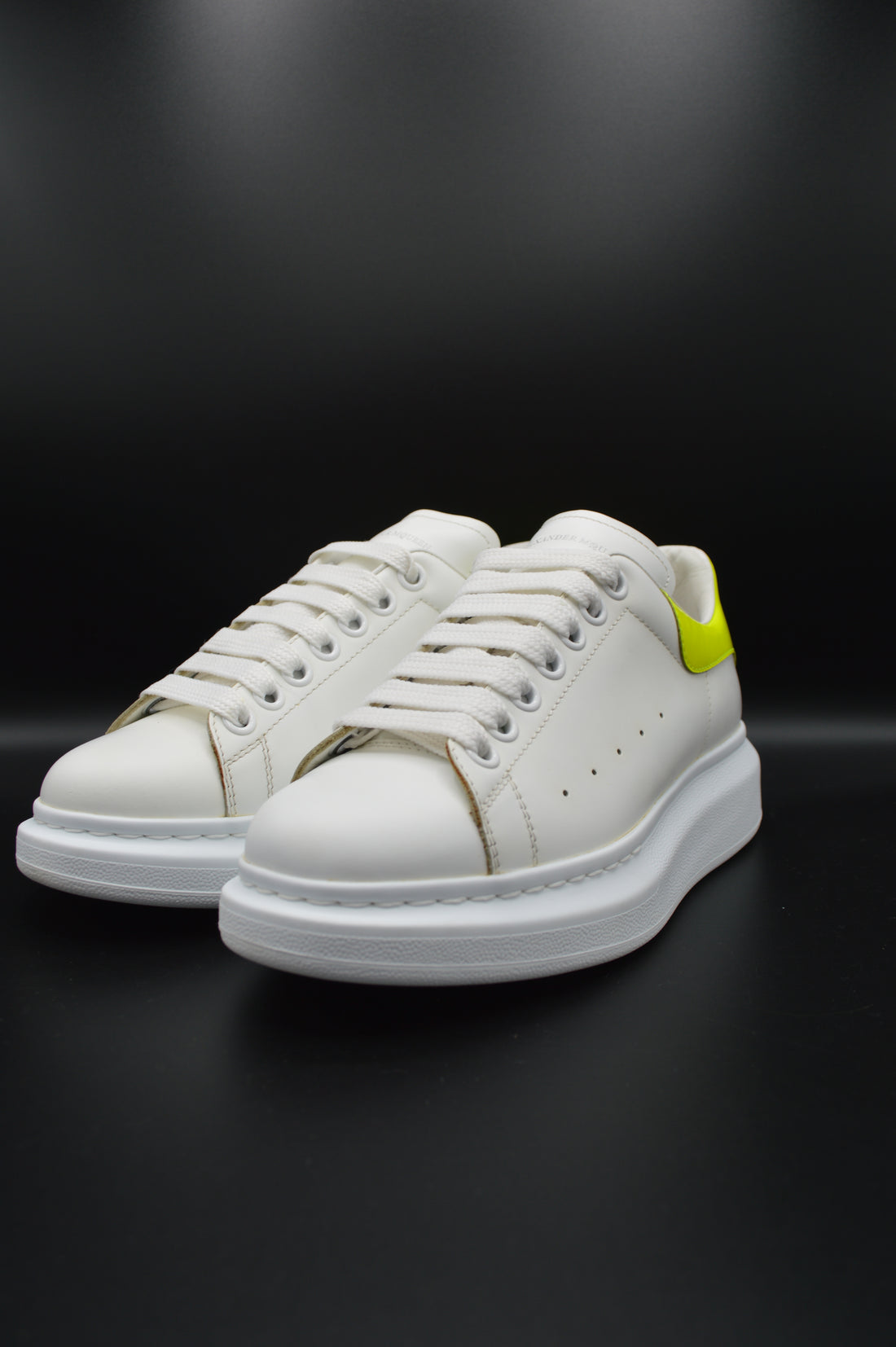 Alexander Mcqueen oversize blanc/jaune fluo - T38,5