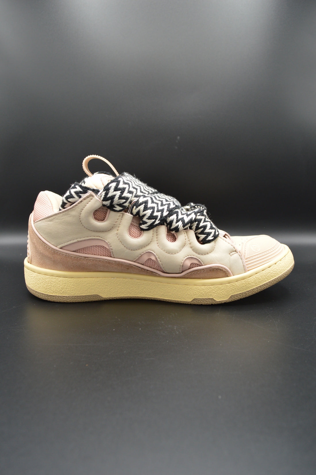Lanvin Baskets basses Curb en cuir rose,beige et gris Taille