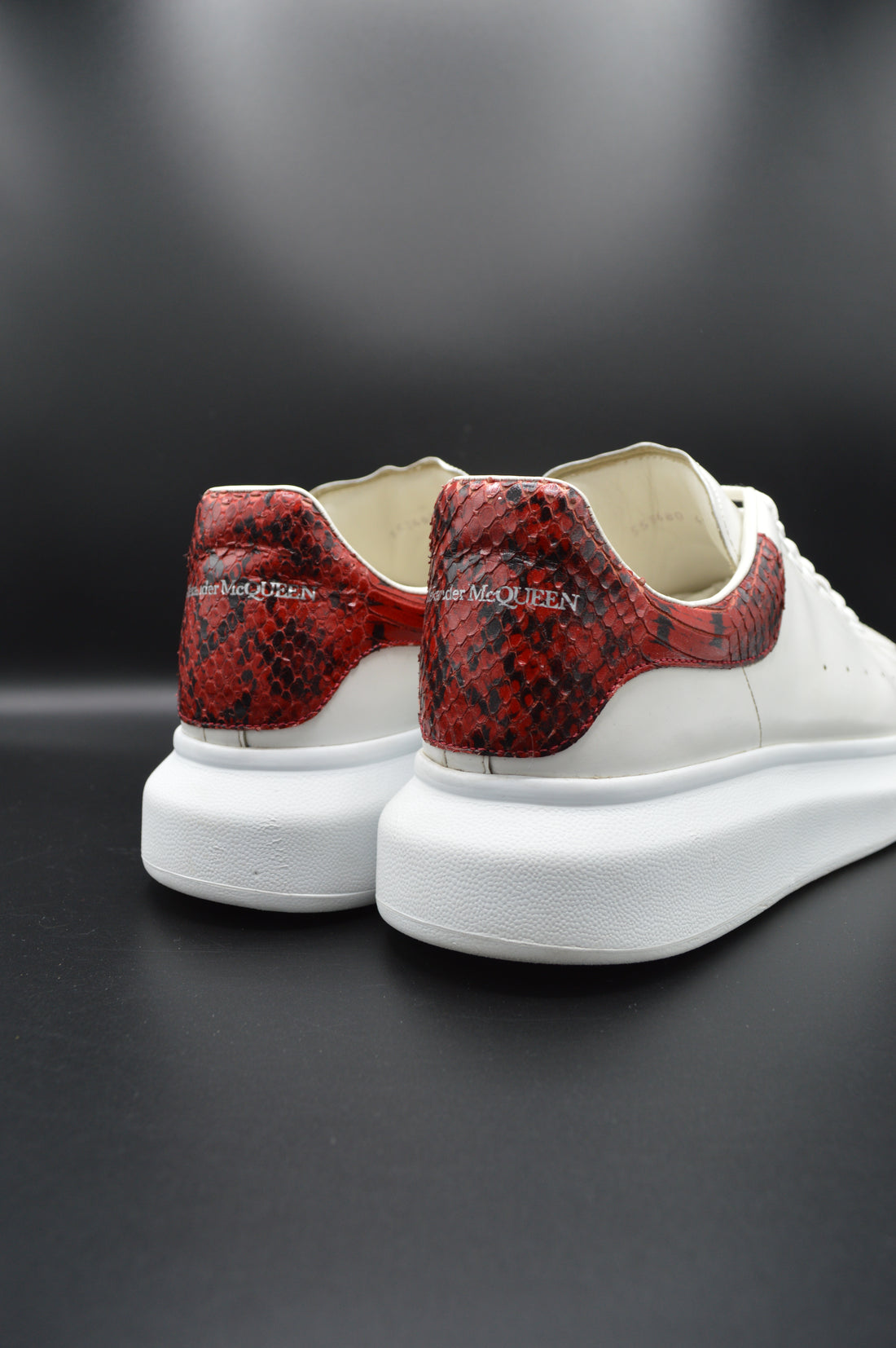 Alexander Mcqueen oversize blanc/ python rouge - T43