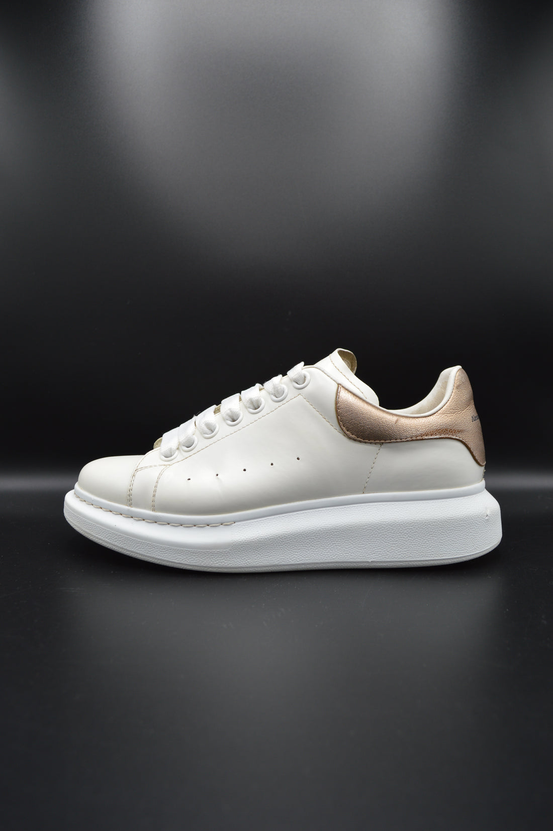 Alexander Mcqueen Oversize blanc/doré - T38
