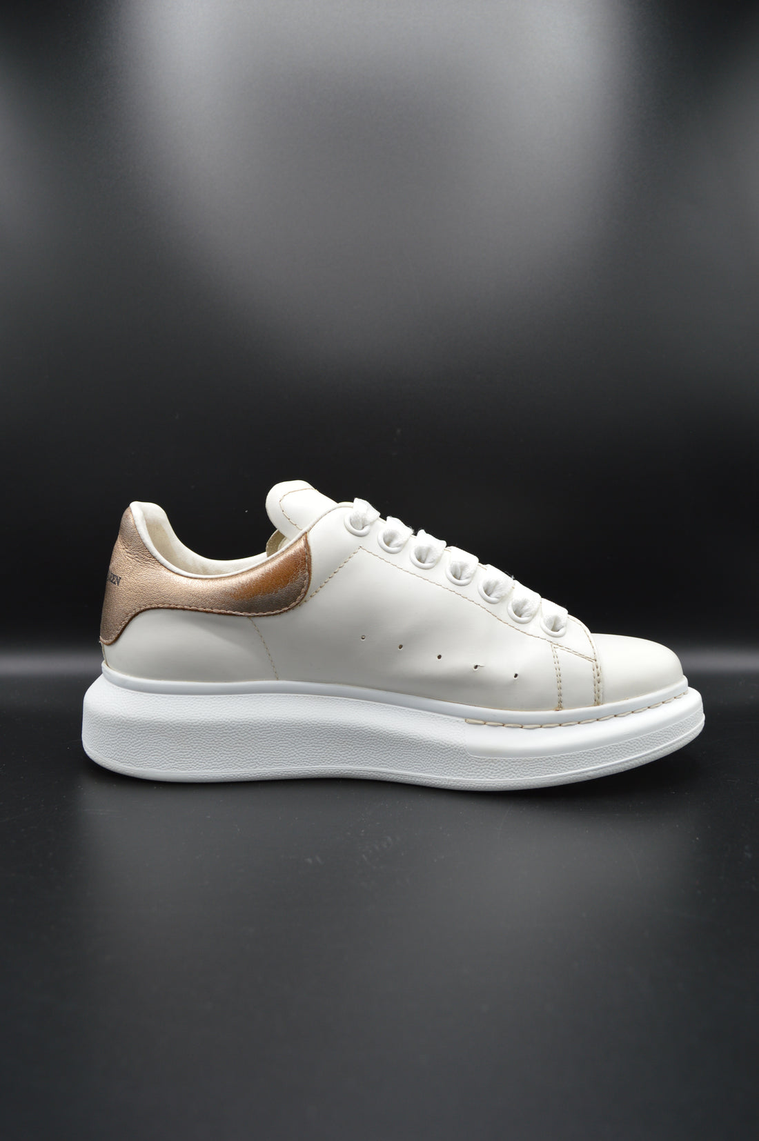 Alexander Mcqueen Oversize blanc/doré - T38