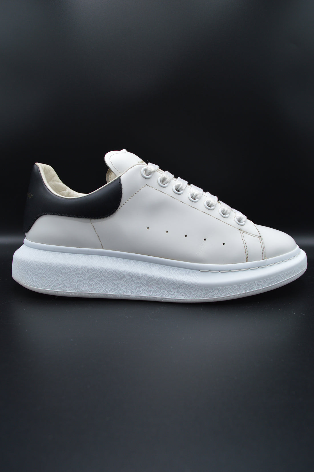 Alexander Mcqueen Oversize blanc/noir -T42