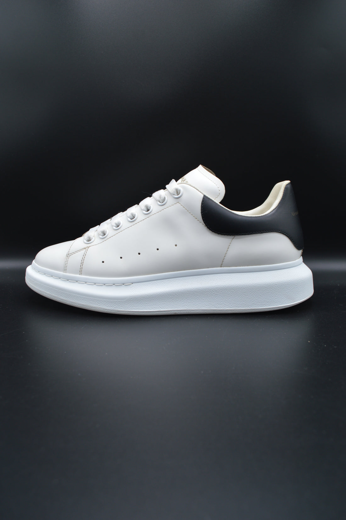 Alexander Mcqueen Oversize blanc/noir -T42