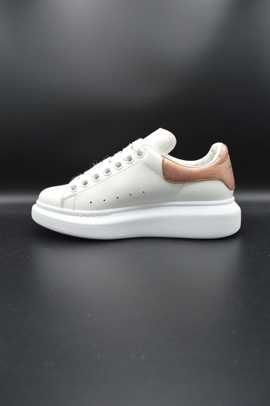 Alexander Mcqueen oversize blanc/rose gold - T36