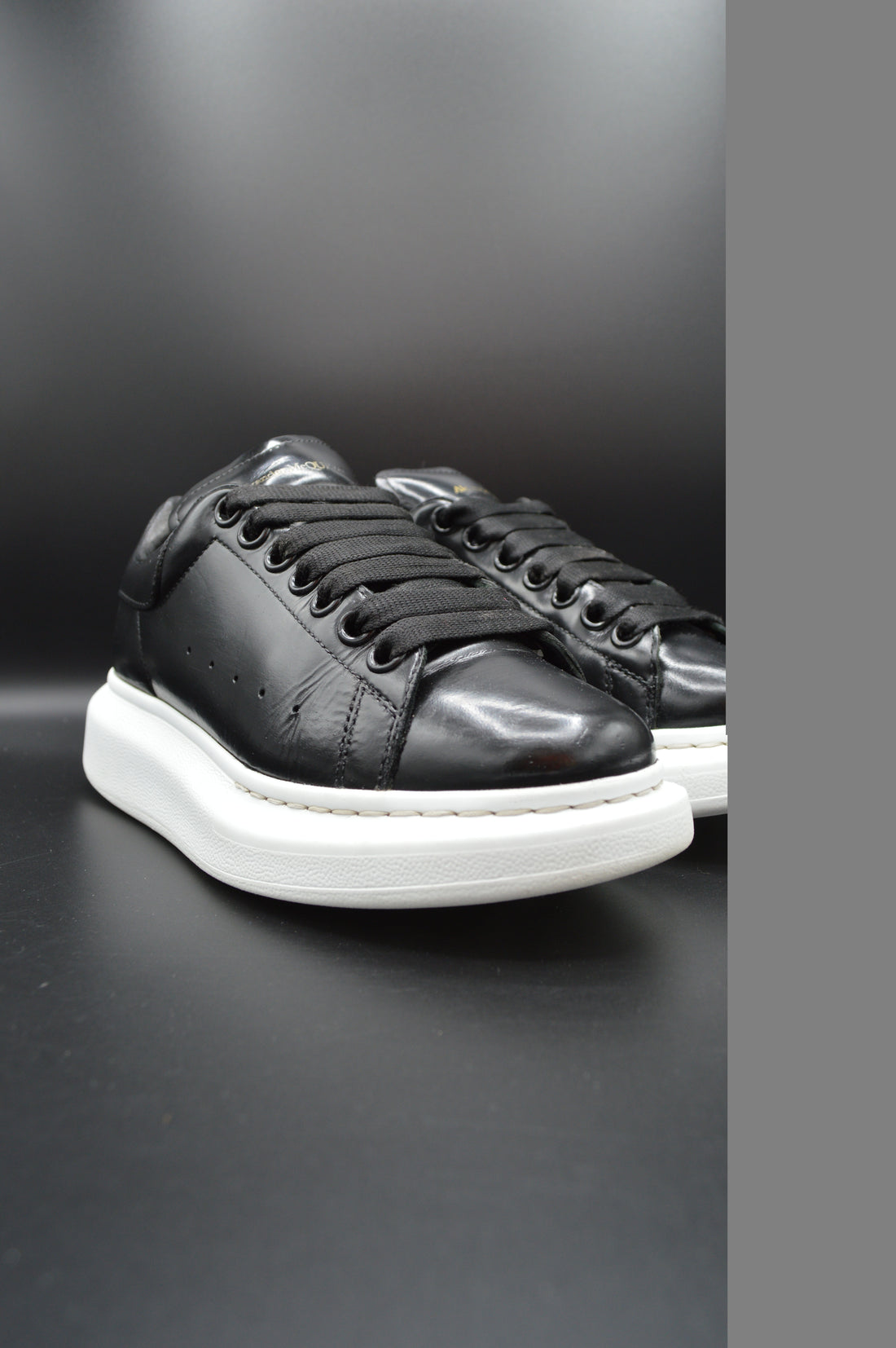 Alexander Mcqueen oversize noir - T37,5