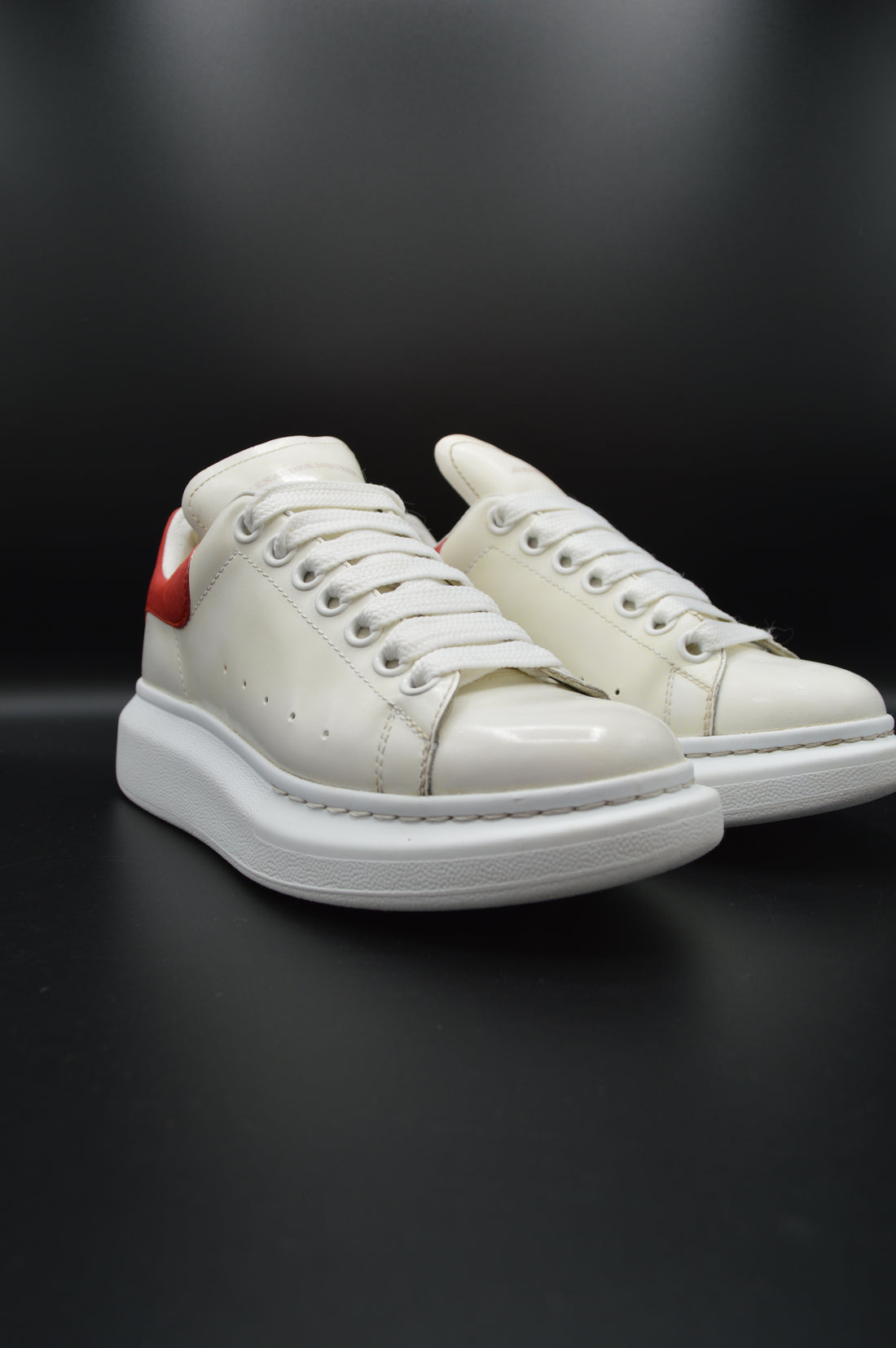 Alexander Mcqueen oversize blanc/rouge - T37