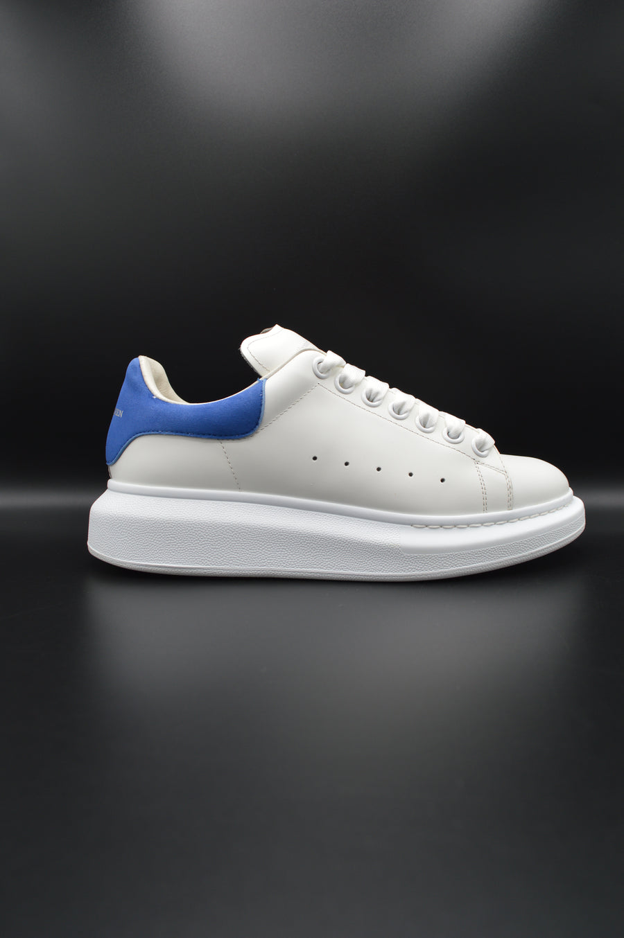 Alexander Mcqueen oversize blanc/bleu marine - T38