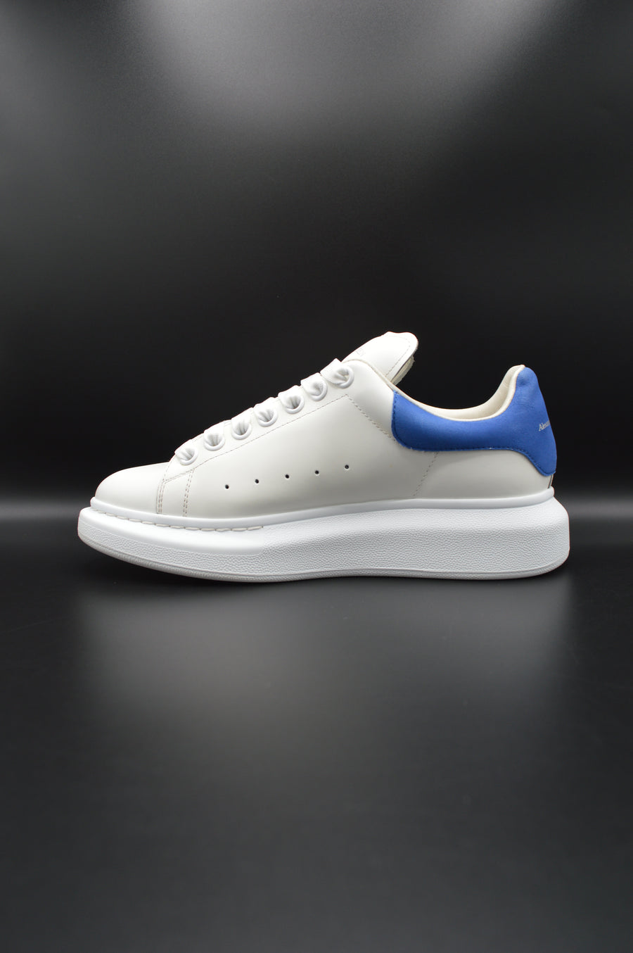 Alexander Mcqueen oversize blanc/bleu marine - T38