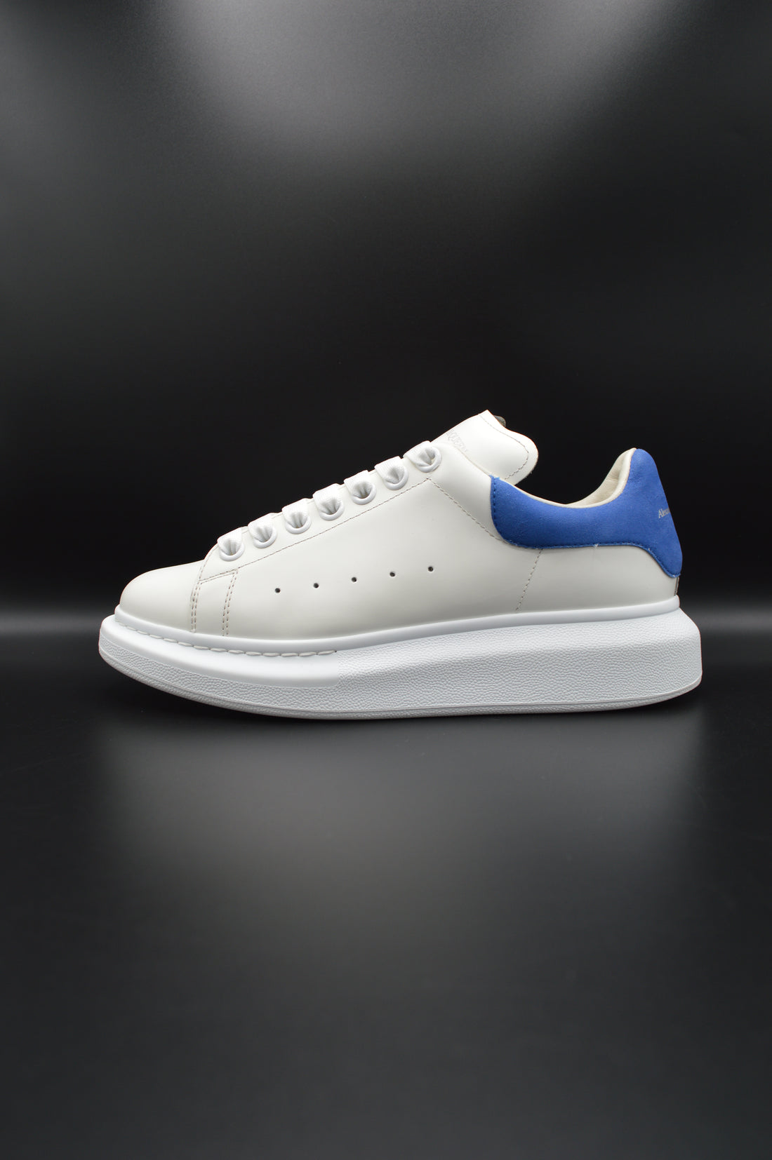 Alexander Mcqueen oversize blanc/bleu marine - T38
