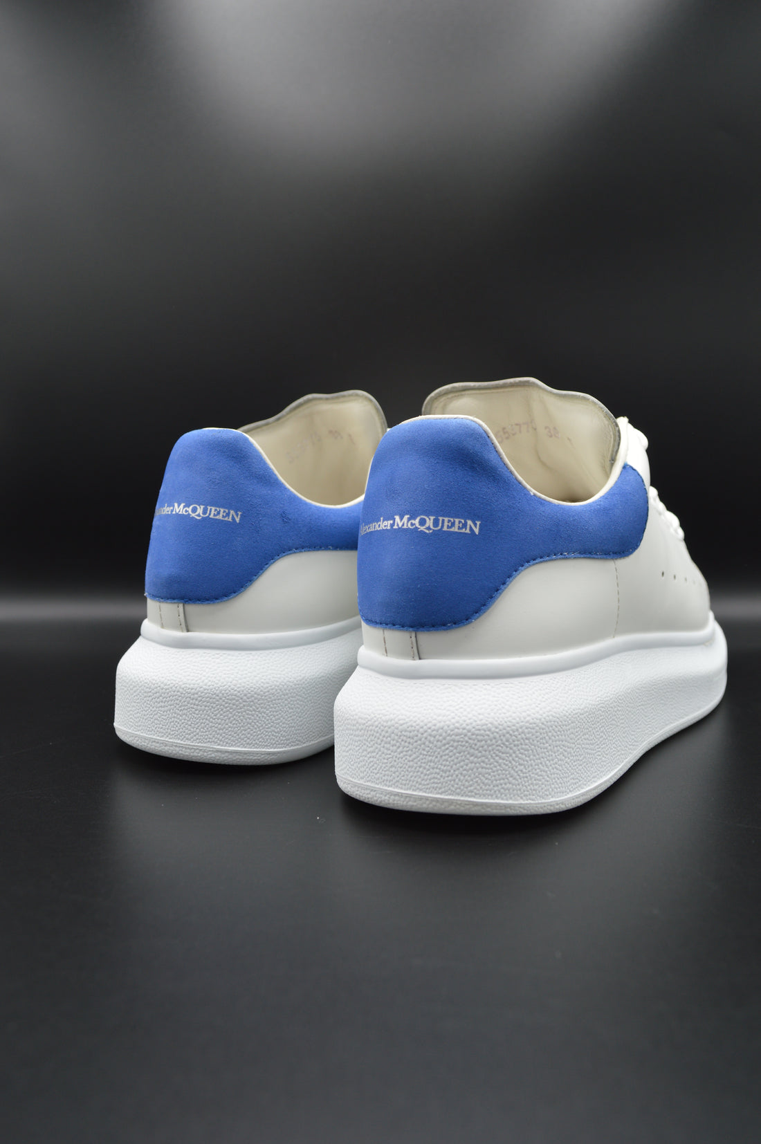 Alexander Mcqueen oversize blanc/bleu marine - T38