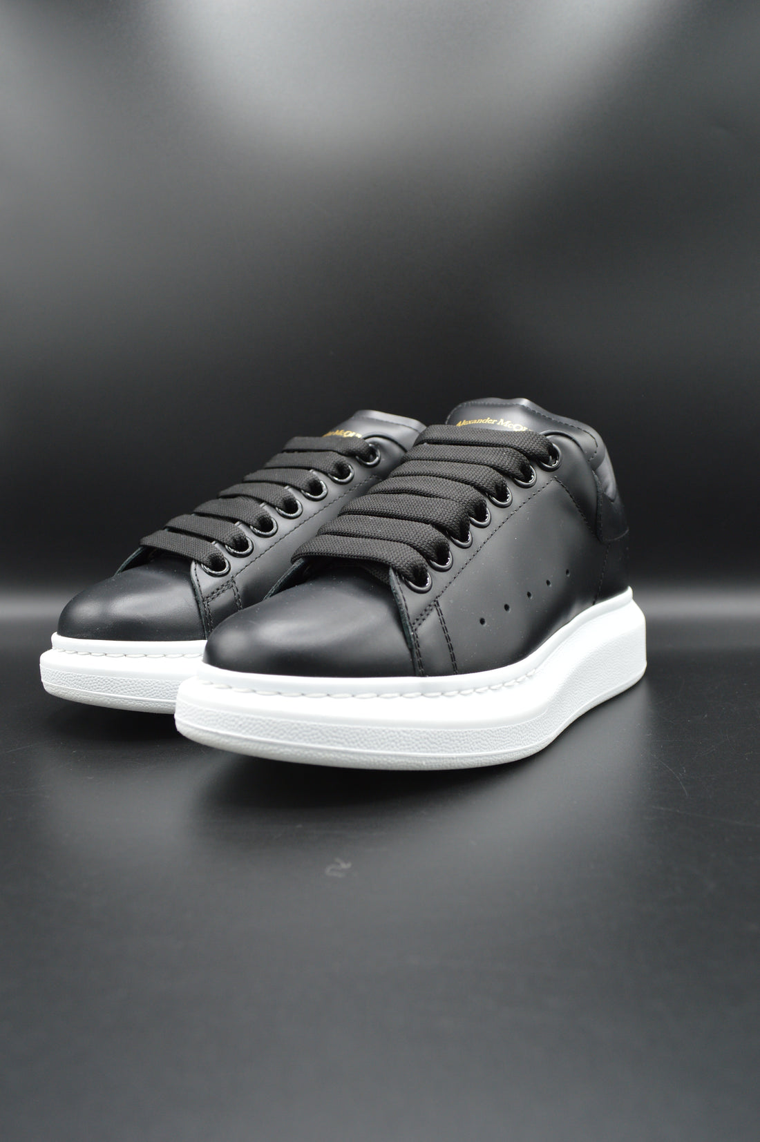 Alexander Mcqueen oversize noir/blanc - T36