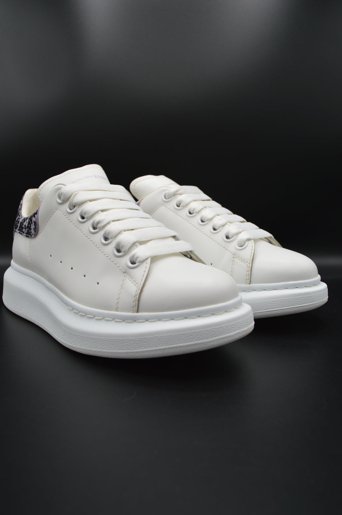 Alexander Mcqueen oversize blanc/ python noir rose - T38