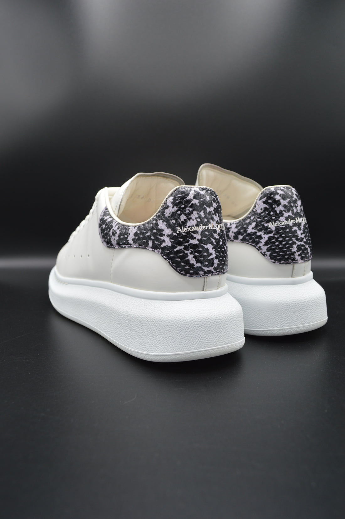 Alexander Mcqueen oversize blanc/ python noir rose - T38