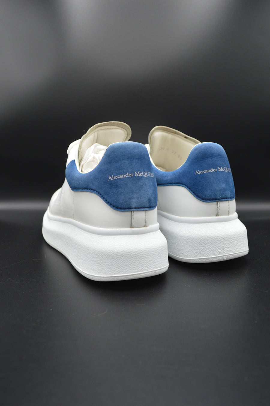 Alexander Mcqueen Oversize blanc/bleu marine - T37