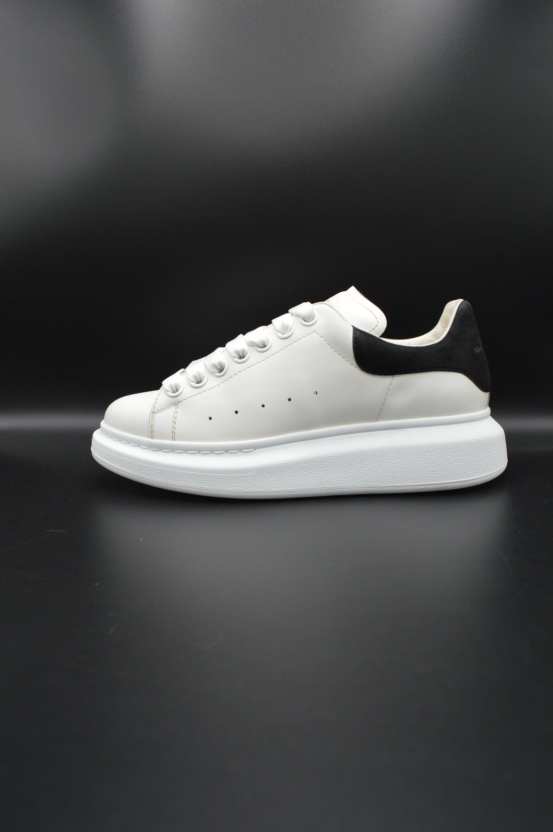 Alexander Mcqueen Oversize blanc/noir - T37