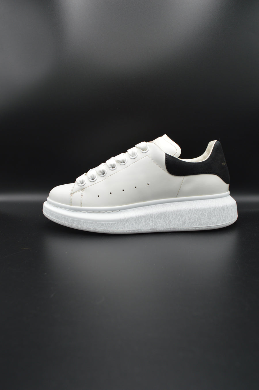 Alexander Mcqueen Oversize blanc/noir - T37