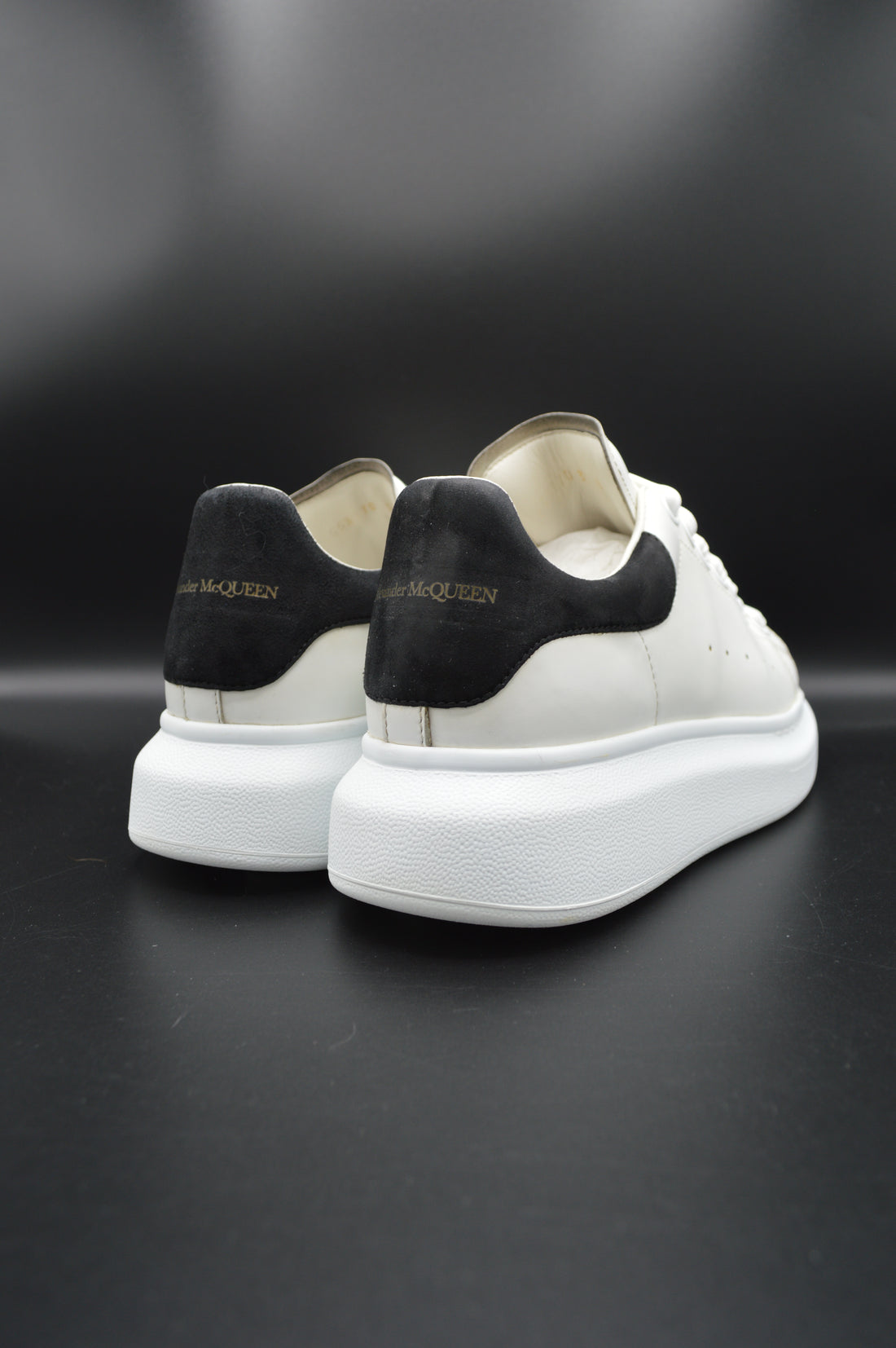 Alexander Mcqueen Oversize blanc/noir - T37