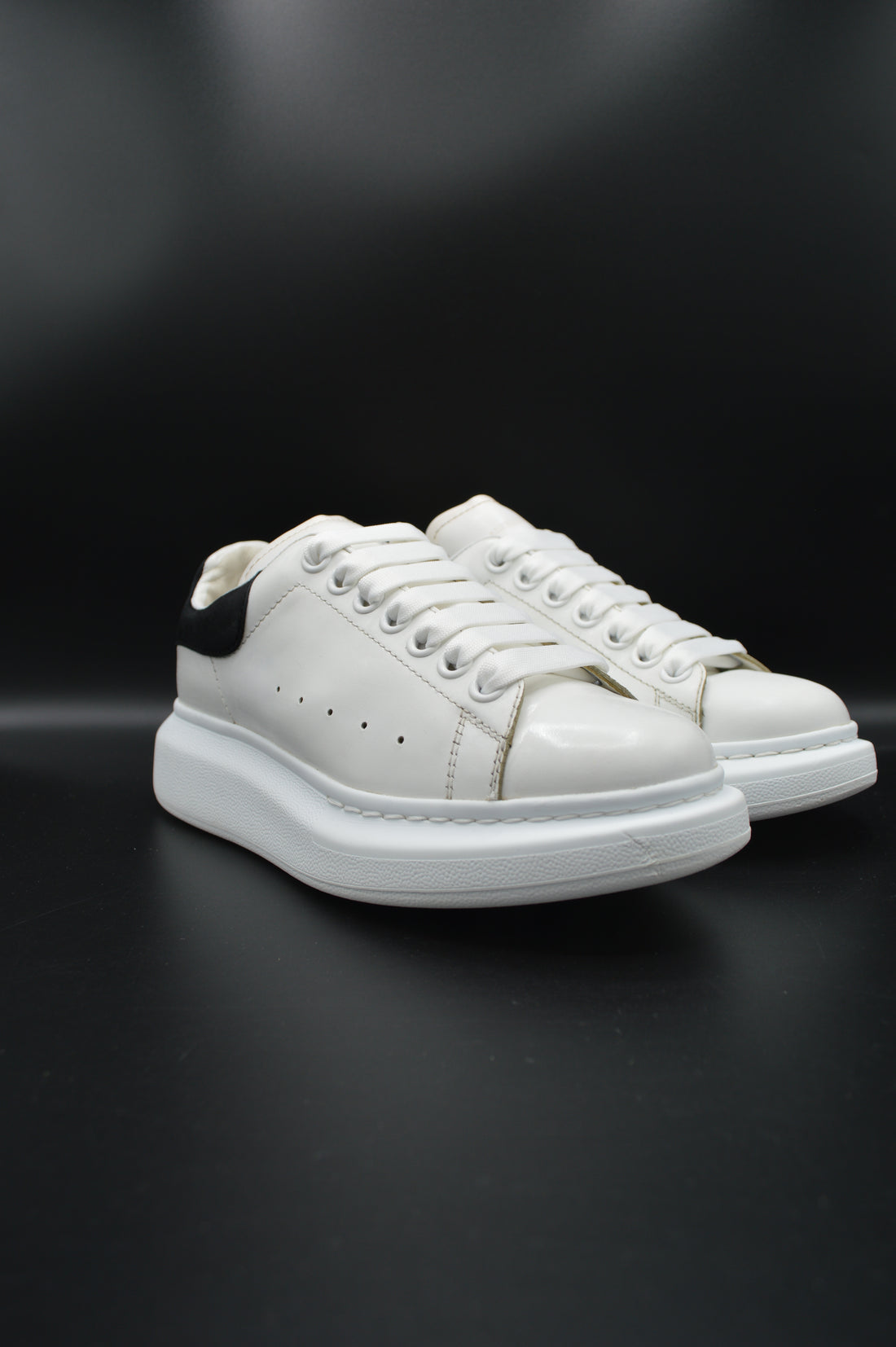 Alexander Mcqueen Oversize blanc/noir - T37,5