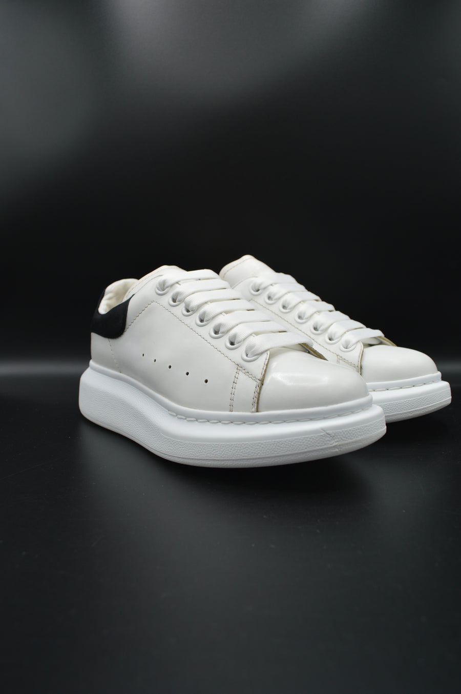 Alexander Mcqueen Oversize blanc/noir - T37,5