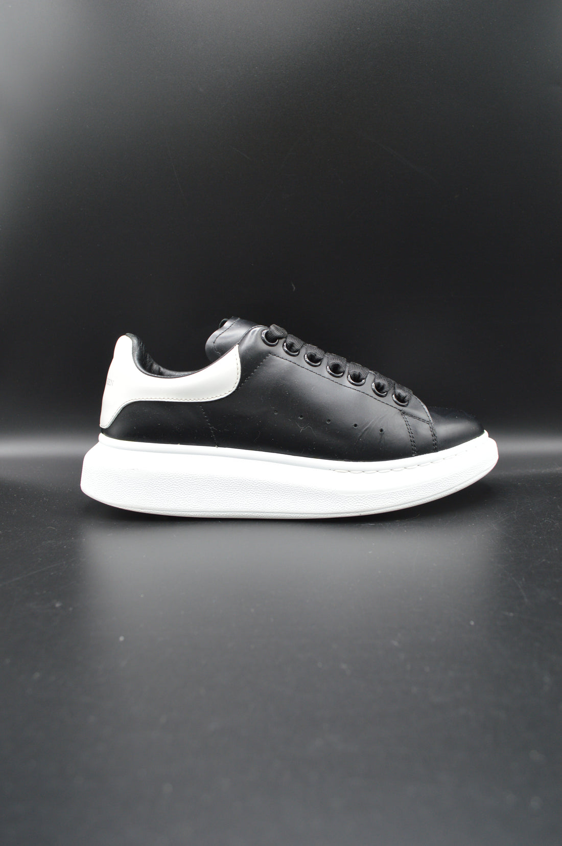 Alexander Mcqueen Oversize noir/blanc - T37