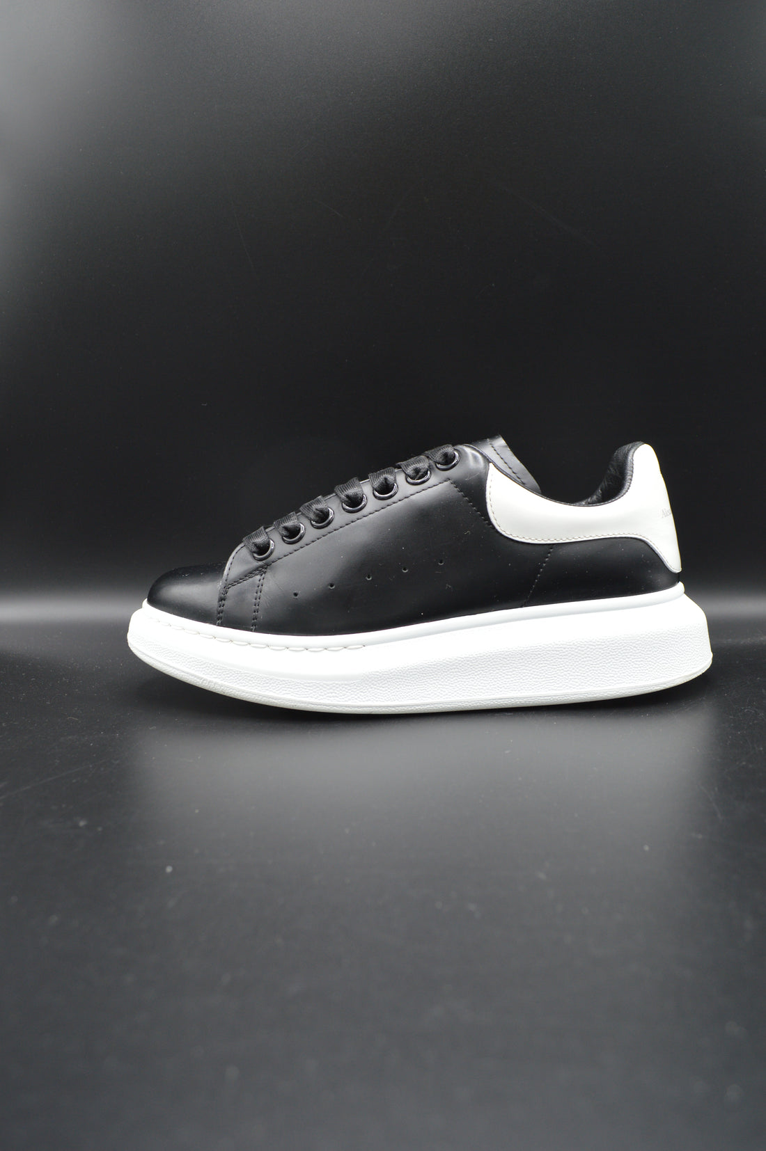 Alexander Mcqueen Oversize noir/blanc - T37