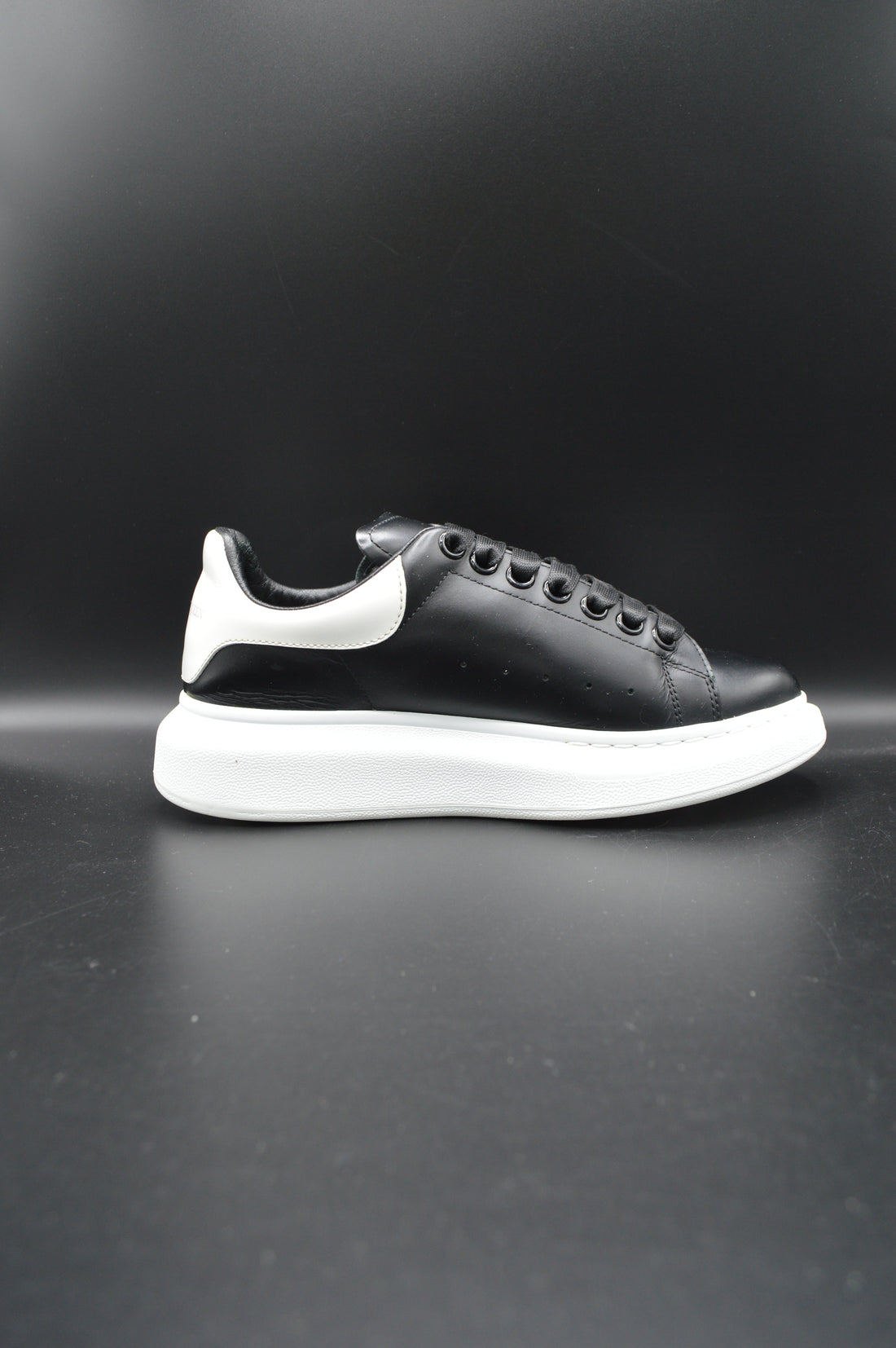 Alexander Mcqueen Oversize noir/blanc - T37