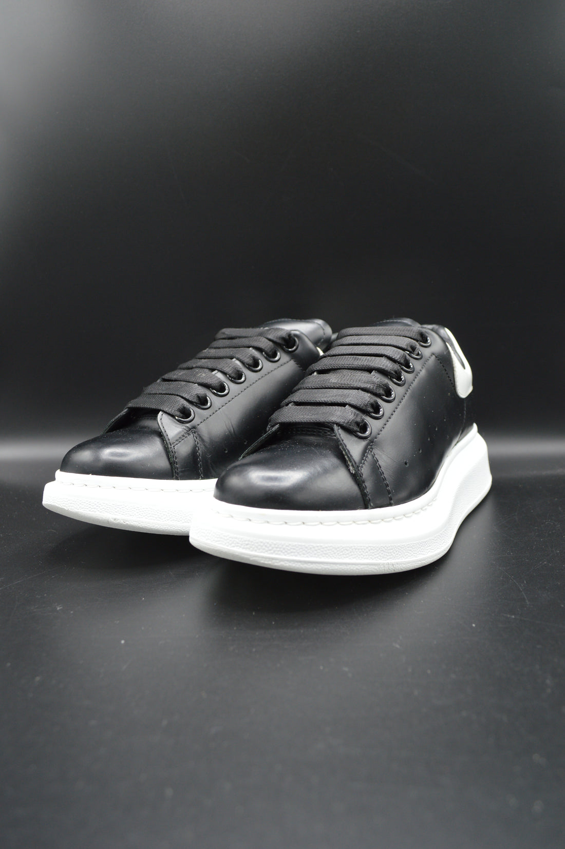 Alexander Mcqueen Oversize noir/blanc - T37