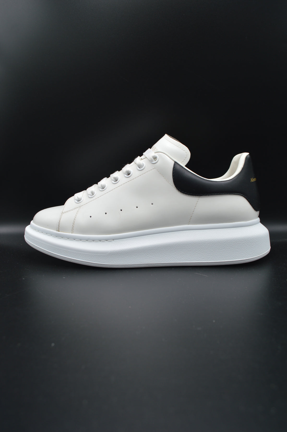 Alexander Mcqueen Oversize blanc/noir - T43