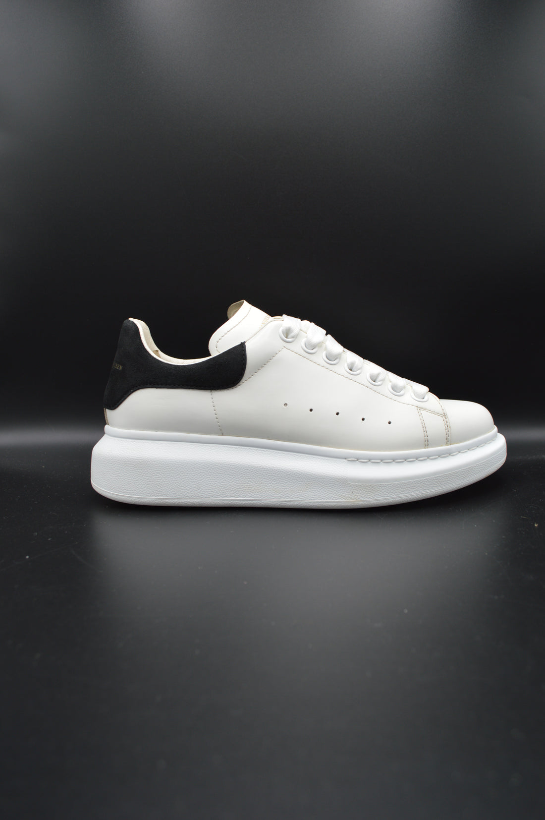 Alexander Mcqueen oversize blanc/noir - T38