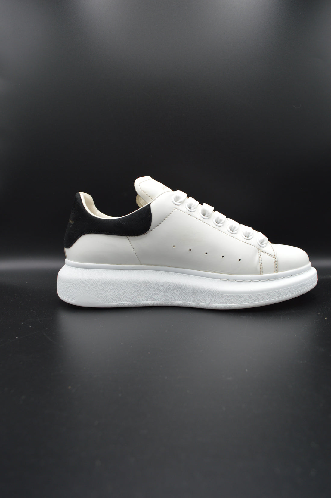 Alexander Mcqueen oversize blanc/noir - T38